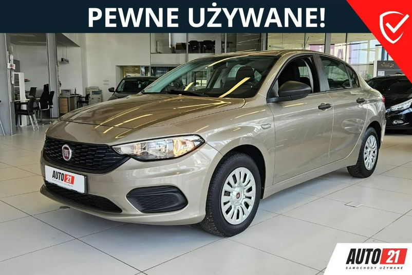 samochód osobowy Fiat zdjęcie 1