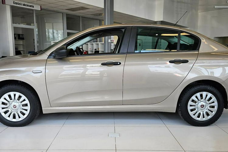 Fiat Tipo 1.4 95KM Niski przebieg zdjęcie 2