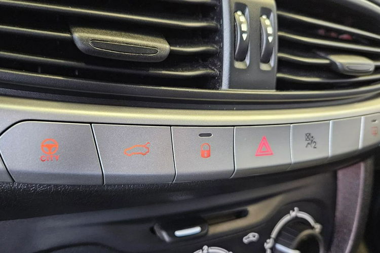 Fiat Tipo 1.4 95KM Niski przebieg zdjęcie 28