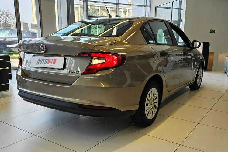 Fiat Tipo 1.4 95KM Niski przebieg zdjęcie 5