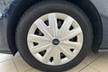 samochód osobowy Ford zdjęcie 33