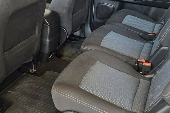 S-Max Ford S-max Fajne auto dla dużej rodziny. zdjęcie 11