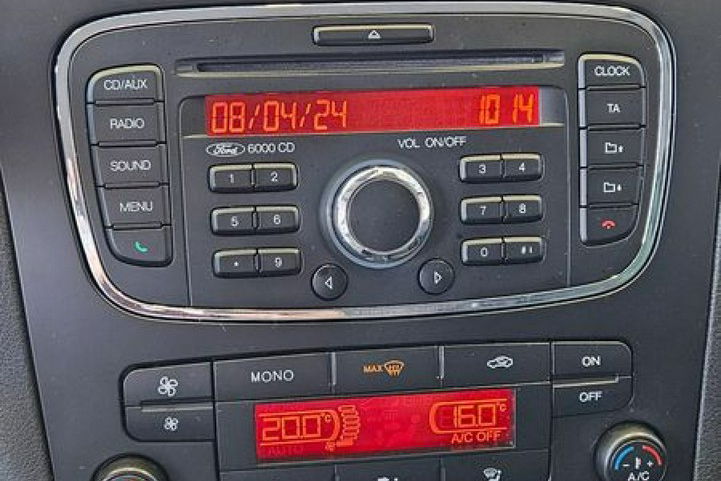 S-Max Ford S-max Fajne auto dla dużej rodziny. zdjęcie 19