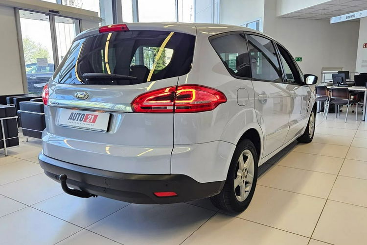 S-Max Ford S-max Fajne auto dla dużej rodziny. zdjęcie 5