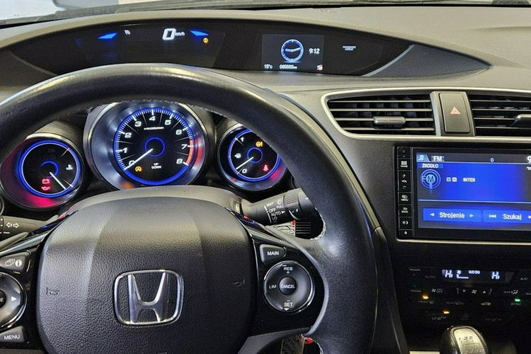 Civic Honda Civic 1.8 142 km sportowa sylwetka. zdjęcie 13
