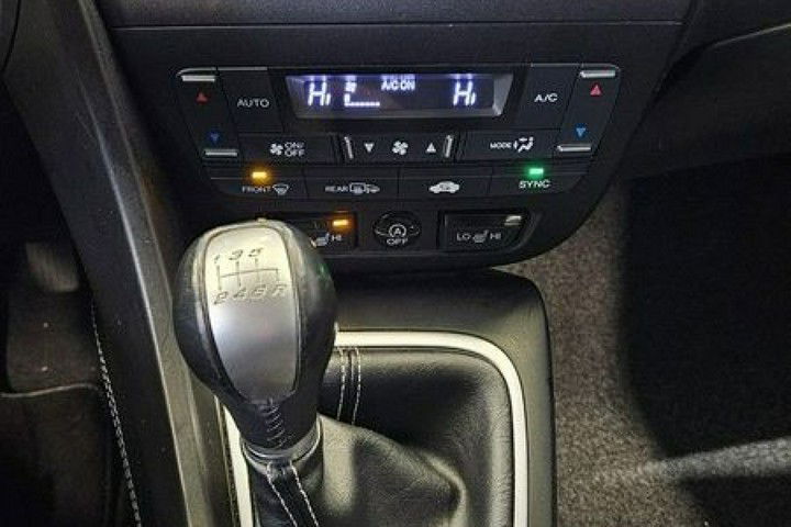 Civic Honda Civic 1.8 142 km sportowa sylwetka. zdjęcie 17