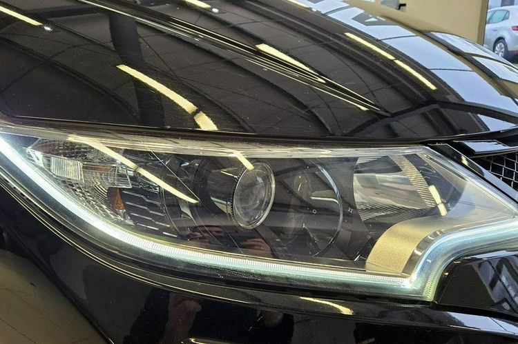 Civic Honda Civic 1.8 142 km sportowa sylwetka. zdjęcie 19