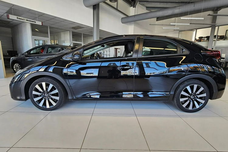 Civic Honda Civic 1.8 142 km sportowa sylwetka. zdjęcie 2