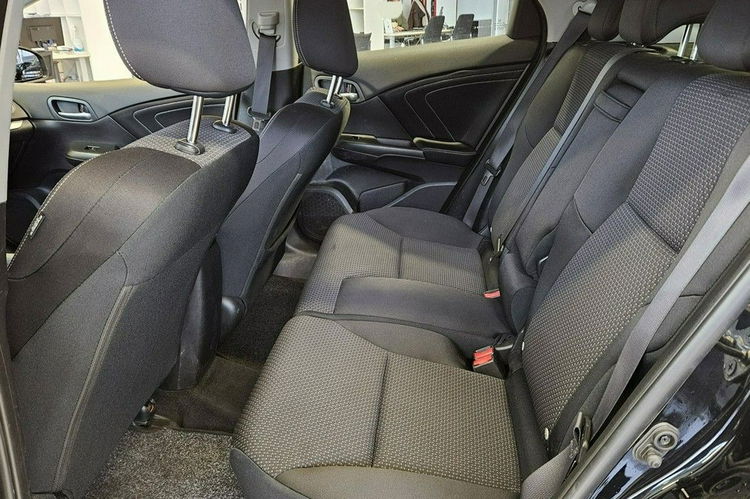 Civic Honda Civic 1.8 142 km sportowa sylwetka. zdjęcie 9