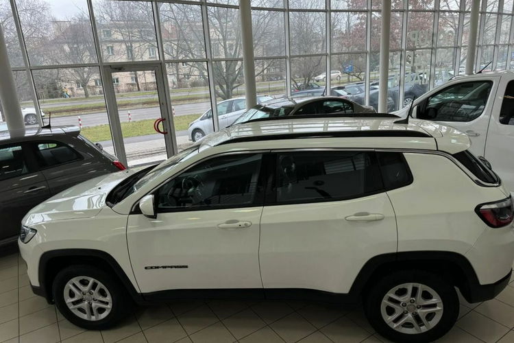 Jeep Compass Niski przebieg, Zadbane, Skórzana Tapicerka, Kamera, GWARANCJA zdjęcie 10