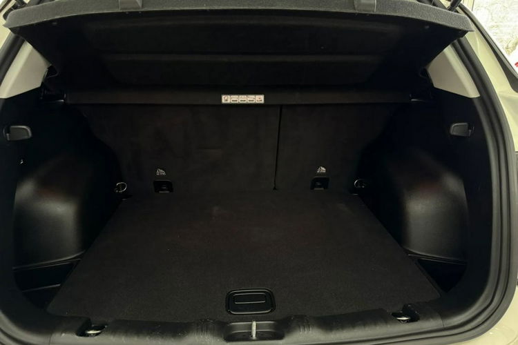 Jeep Compass Niski przebieg, Zadbane, Skórzana Tapicerka, Kamera, GWARANCJA zdjęcie 17