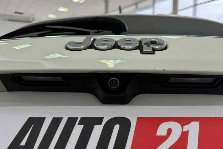 Jeep Compass Niski przebieg, Zadbane, Skórzana Tapicerka, Kamera, GWARANCJA zdjęcie 18