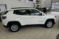 samochód osobowy Jeep zdjęcie 6