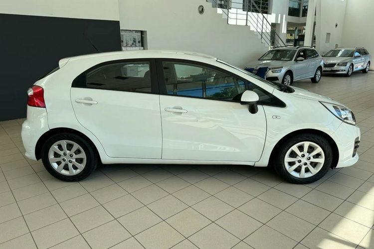 Kia Rio Niski Przebieg, Idealne na Miasto, Ekonomiczne, Gwarancja zdjęcie 8