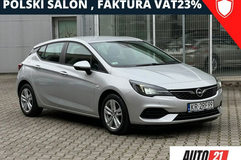 samochód osobowy Opel zdjęcie 1