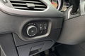 samochód osobowy Opel zdjęcie 14