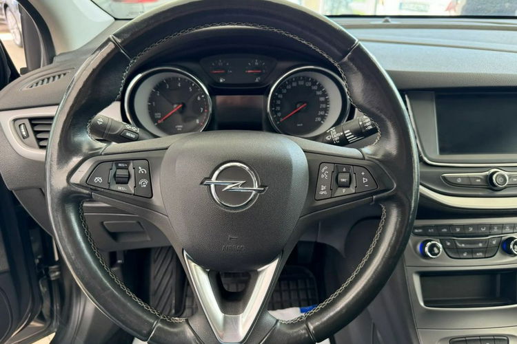 Opel Astra Salon Polska 1szy wł Full LED PDC Grzane Fotele VAT 23% GWARANCJA zdjęcie 32