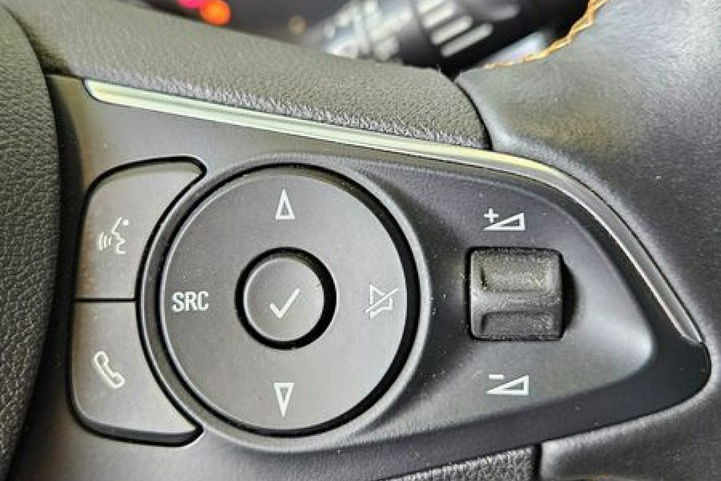 Opel Crossland X Fajny zadbany Crossland benzyna zdjęcie 24