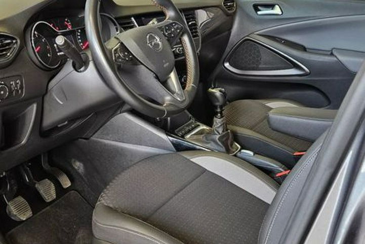 Opel Crossland X Fajny zadbany Crossland benzyna zdjęcie 9