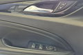 samochód osobowy Opel zdjęcie 23