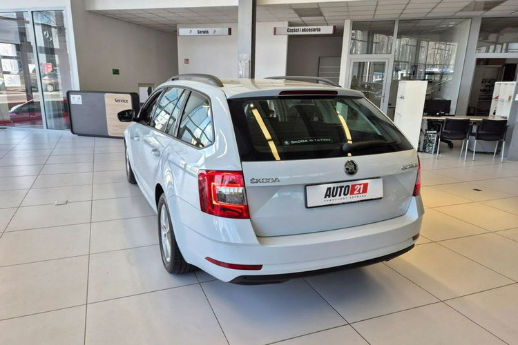 Skoda Octavia 1 Właściciel, Salon Polska Fv23% Rok Gwarancji Autoryzowany Dealer zdjęcie 3