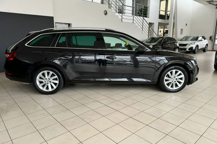 Skoda Superb Salon Polska, 1właściciel , Serwis ASO, Vat 23%, DSG, GWARANCJA zdjęcie 9