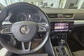 samochód osobowy Skoda zdjęcie 23