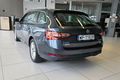 samochód osobowy Skoda zdjęcie 3