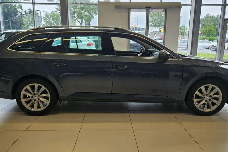 Superb Skoda Superb DSG Salon Polska FV23% zdjęcie 6