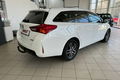 samochód osobowy Toyota zdjęcie 10
