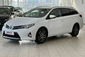 samochód osobowy Toyota zdjęcie 2