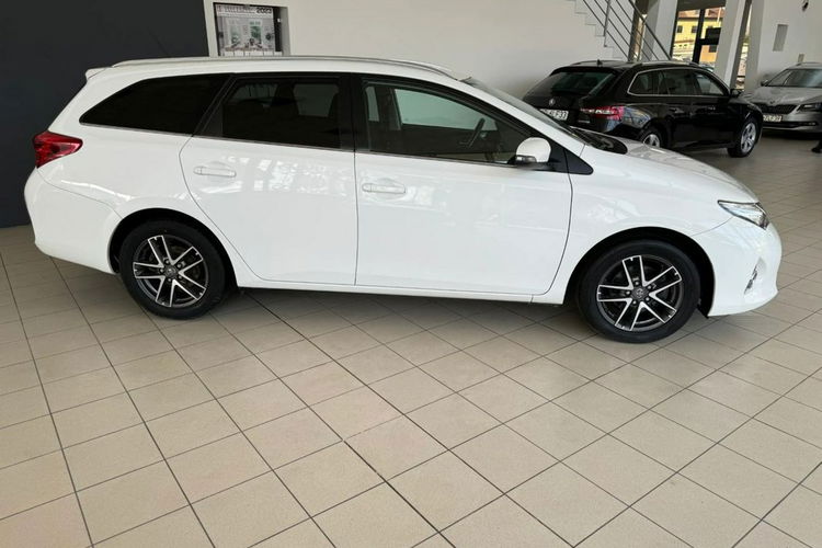 Toyota Auris Zadbany, Niski Przebieg, Kamera Cofania, Hak, Nawigacja, GWARANCJA zdjęcie 8