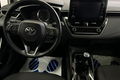 samochód osobowy Toyota zdjęcie 20