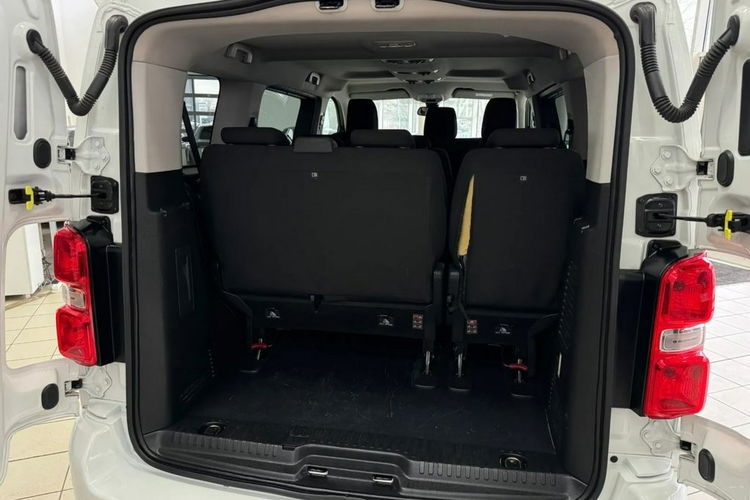 Toyota Proace Verso Niski Przebieg, Salon Polska, Serwis, Faktura Vat23%, 1 właściciel zdjęcie 21