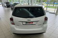 samochód osobowy Toyota zdjęcie 14