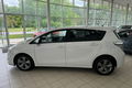 samochód osobowy Toyota zdjęcie 17