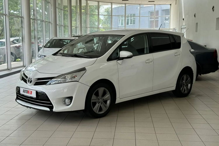 Toyota Verso Rodzinne, Ekonomiczne, 7-Osobowe, Kamera, Gwarancja zdjęcie 3