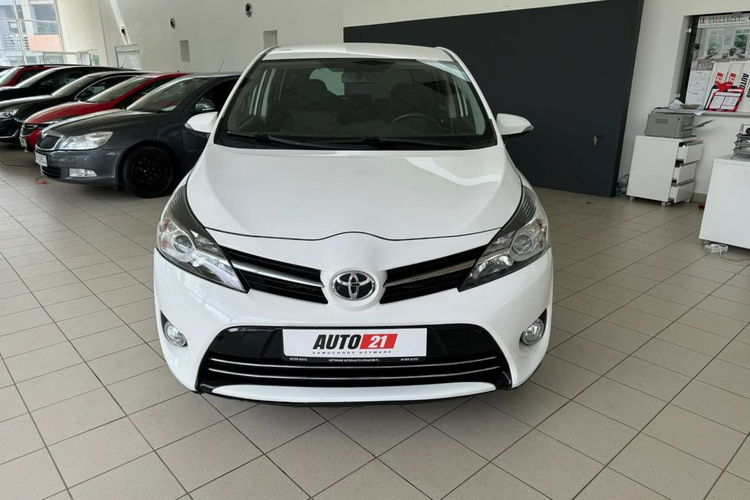 Toyota Verso Rodzinne, Ekonomiczne, 7-Osobowe, Kamera, Gwarancja zdjęcie 5