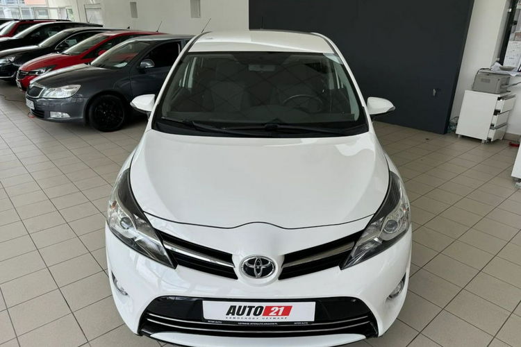 Toyota Verso Rodzinne, Ekonomiczne, 7-Osobowe, Kamera, Gwarancja zdjęcie 6