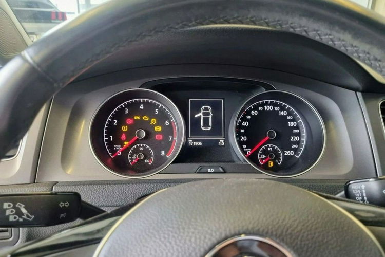 Volkswagen Golf zdjęcie 13