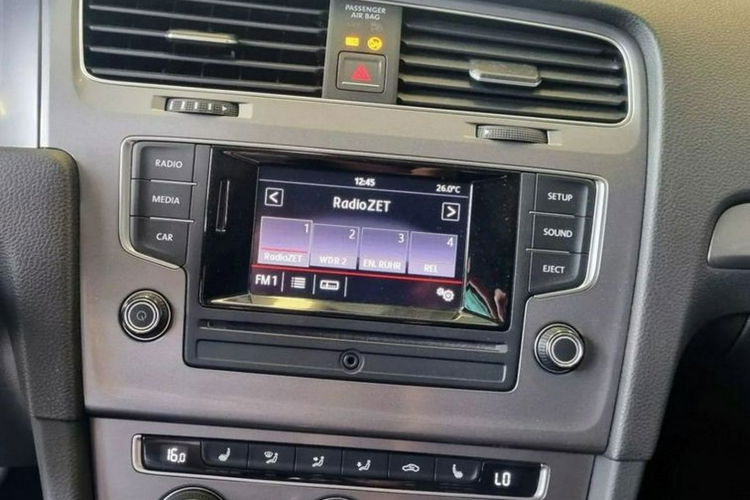 Volkswagen Golf zdjęcie 7