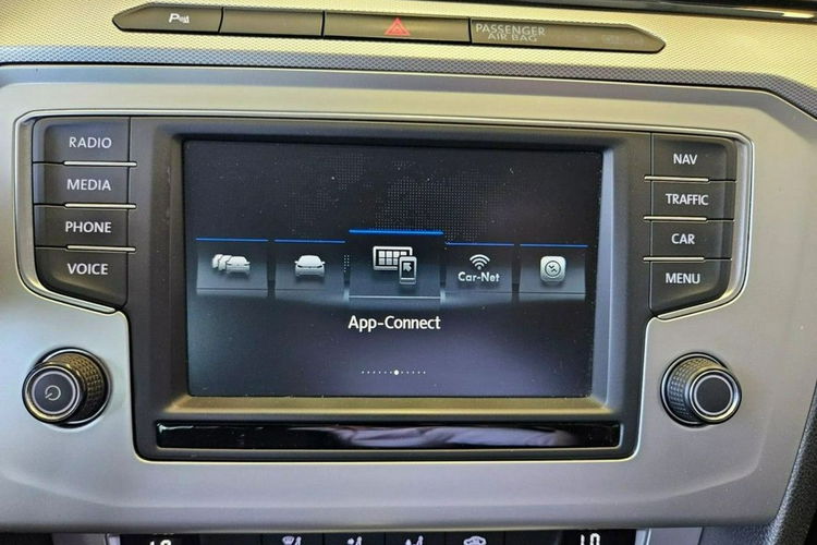 Volkswagen Passat zdjęcie 25