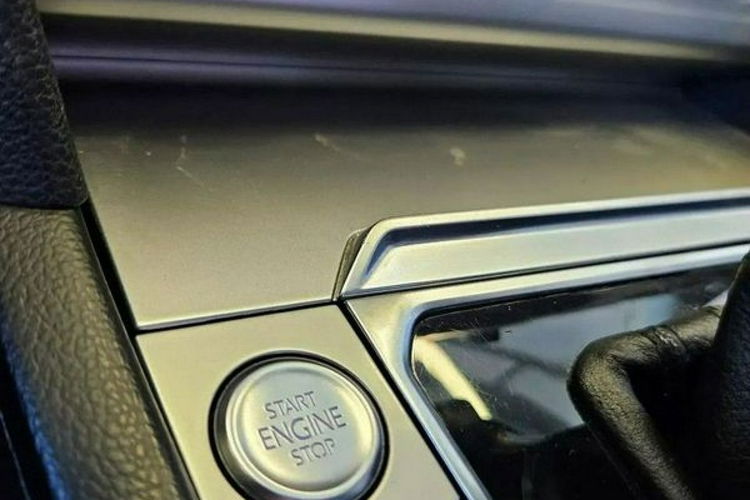 Volkswagen Passat zdjęcie 27