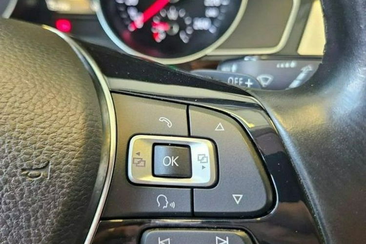 Volkswagen Passat zdjęcie 30