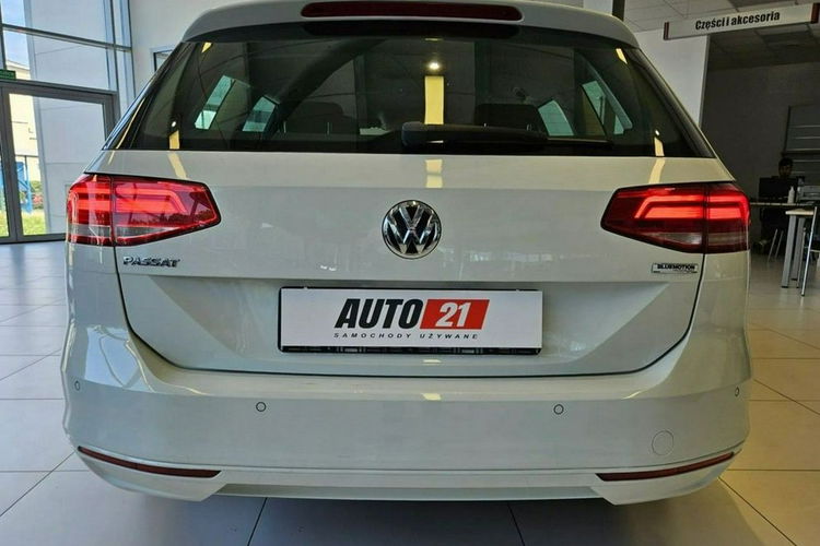Volkswagen Passat zdjęcie 4