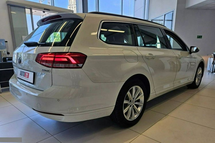 Volkswagen Passat zdjęcie 5