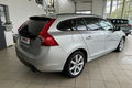 samochód osobowy Volvo zdjęcie 11