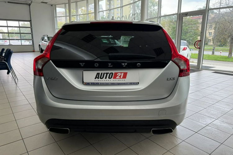 Volvo V60 Zadbane, Skórzana Tapicerka, Nawigacja, Bogata wersja, Gwarancja zdjęcie 13