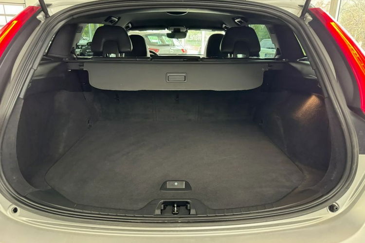 Volvo V60 Zadbane, Skórzana Tapicerka, Nawigacja, Bogata wersja, Gwarancja zdjęcie 20