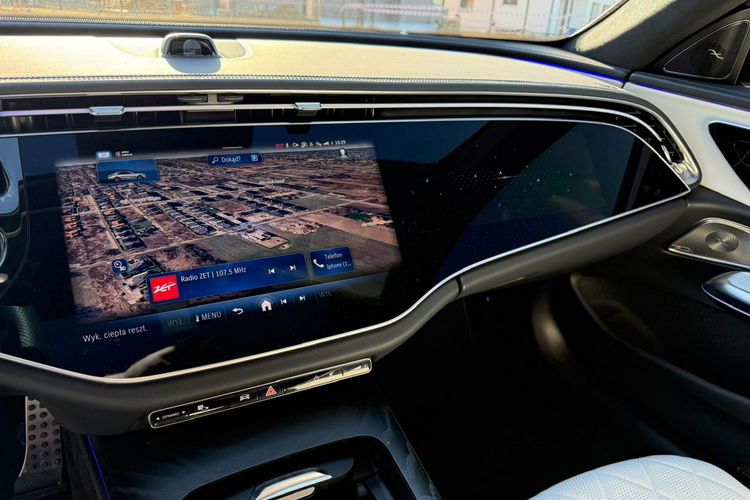 Mercedes E 220 D / W214 / EXCLUSIVE 4MATIC / MILD HYBRID / Salon Polska / / FV zdjęcie 20